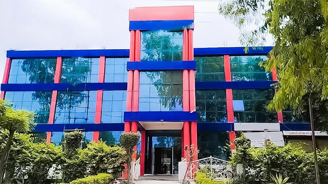 Roomshala 110 Hotel Mulaqaat - Shiv Nadar University Dadri Ngoại thất bức ảnh